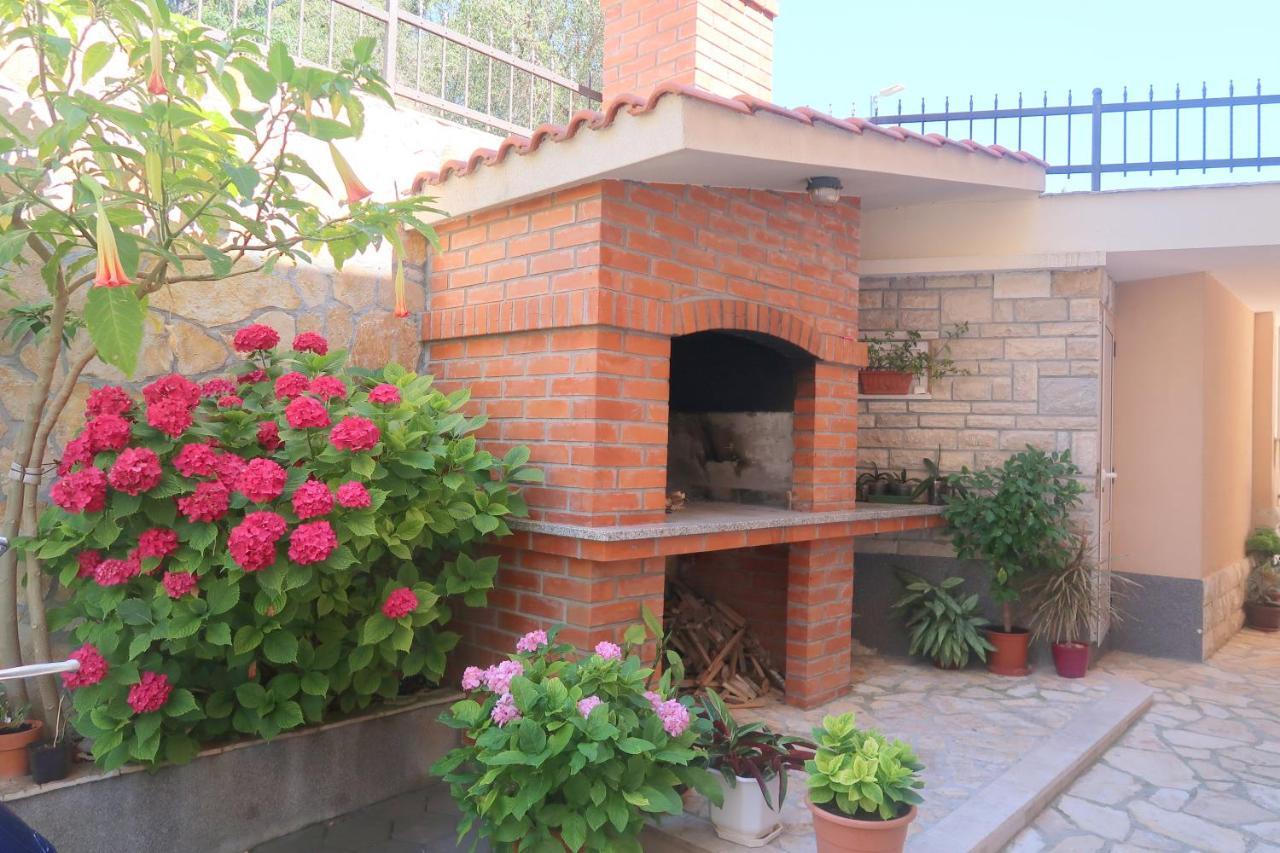 Cvita Apartments تروغير المظهر الخارجي الصورة
